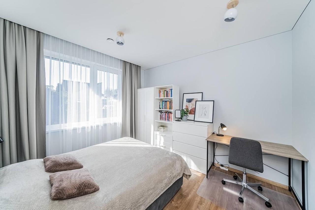 Lovely Apartment With Private Terrace By Urban Rent Kaunas Eksteriør bilde