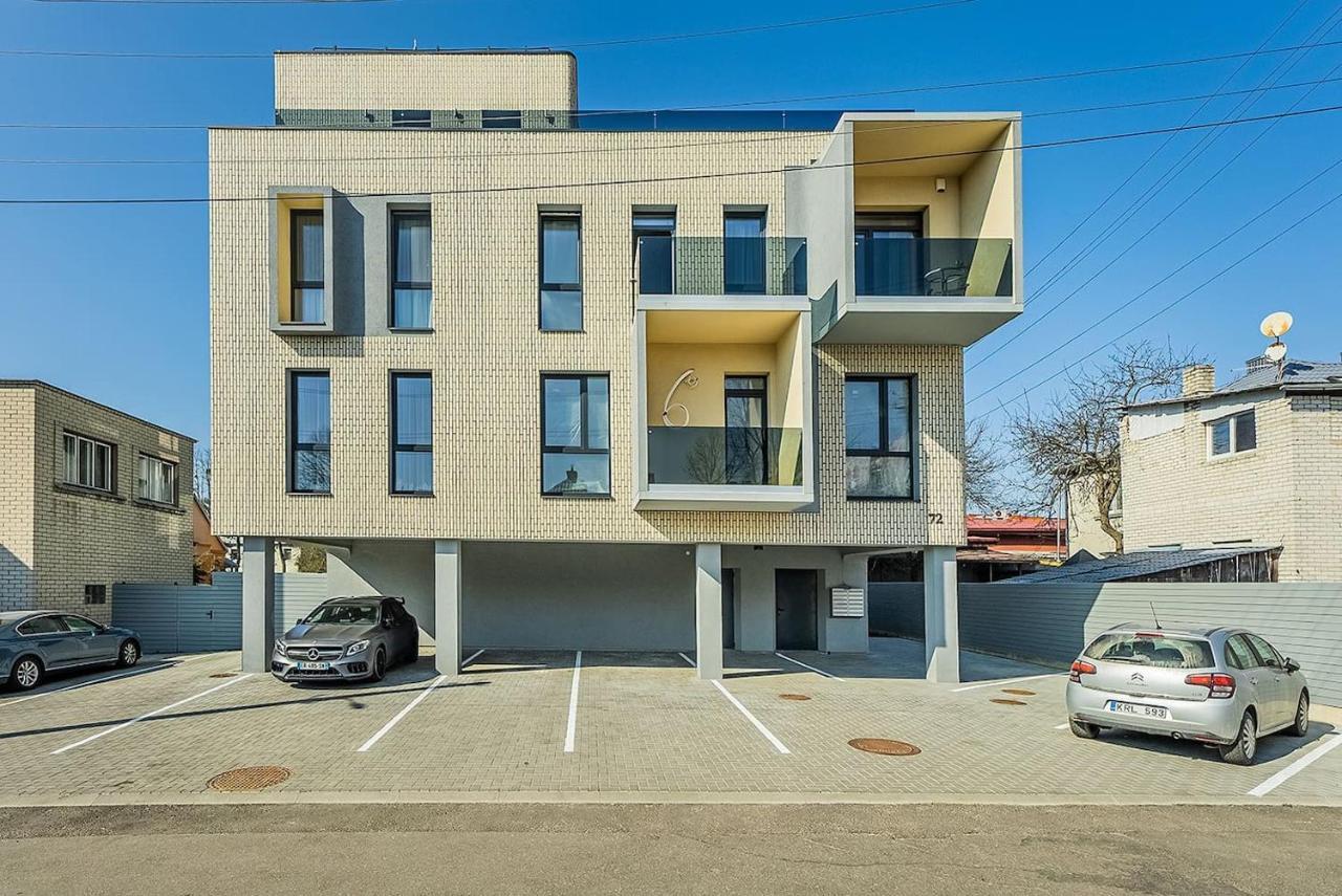 Lovely Apartment With Private Terrace By Urban Rent Kaunas Eksteriør bilde